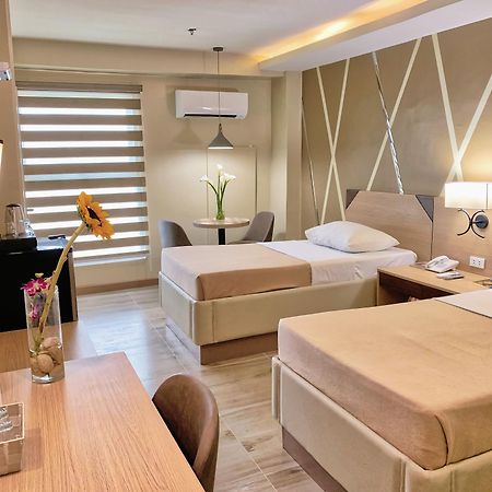 นิว ดอว์น พลัส Hotel คากายันเดโอโร ภายนอก รูปภาพ